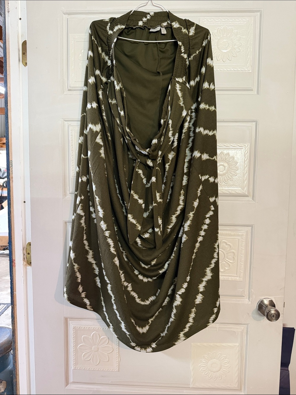 Cato—Nice olive skirt with lining. Size 26-28